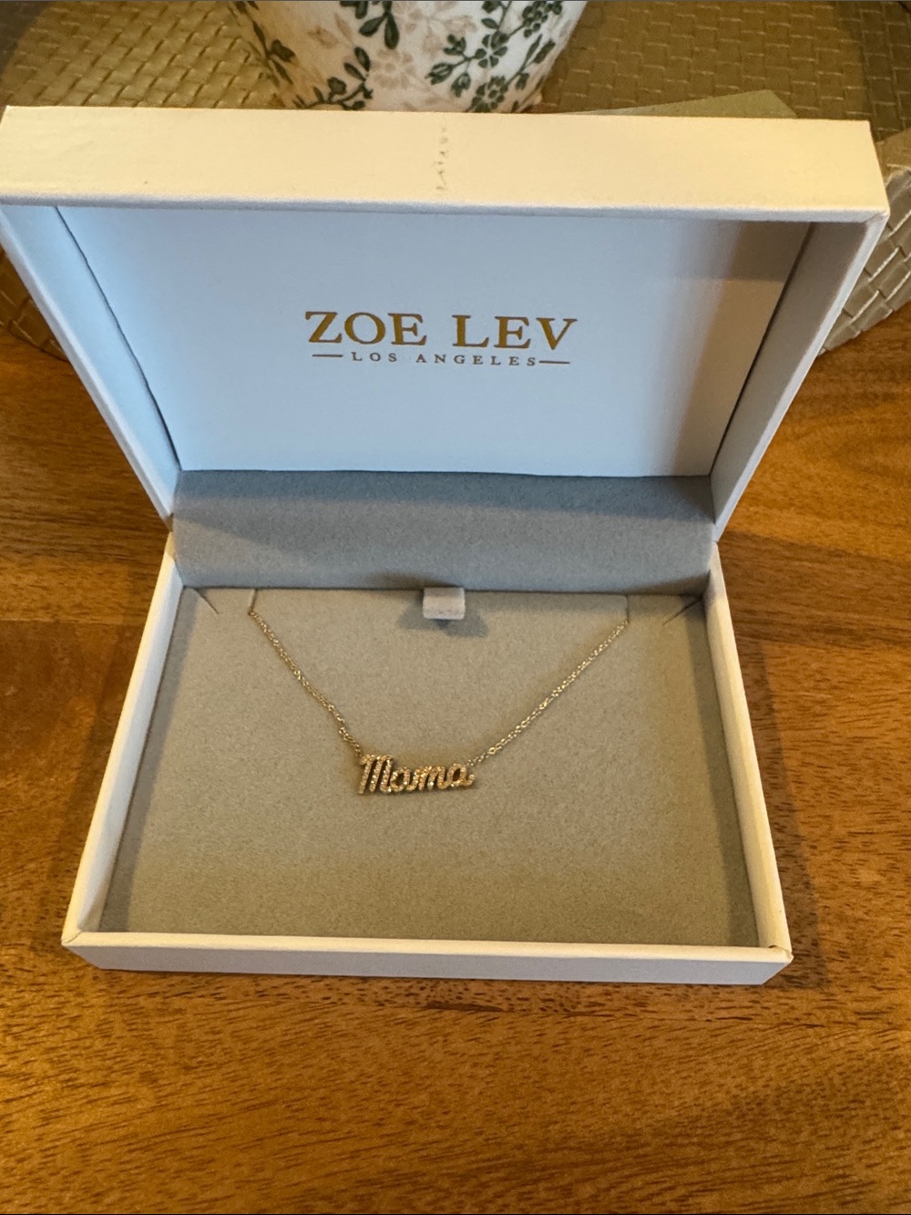 Zoe Lev Gold 'Mama' Script Necklace